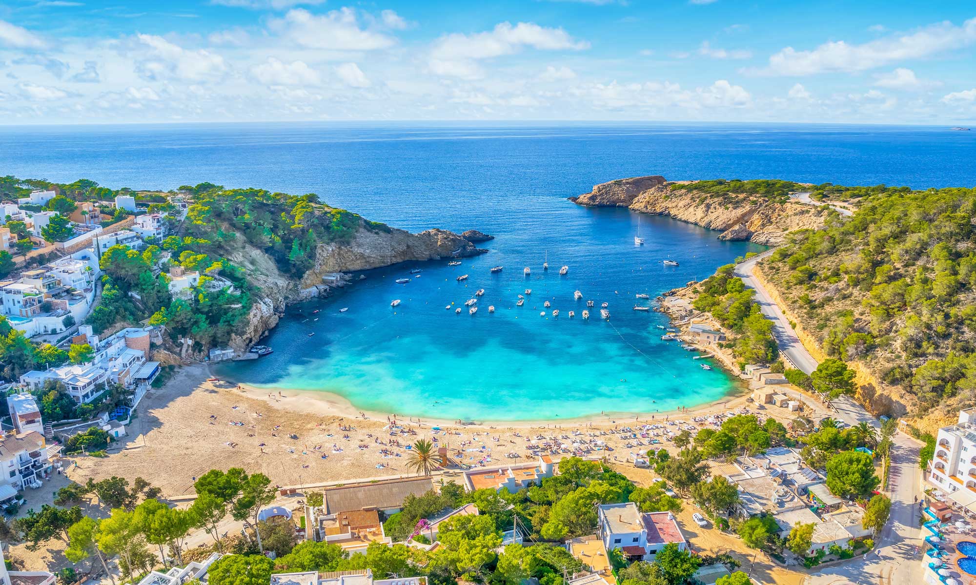 Que ver en 3 días en Ibiza Cala Vadella Islander by Vibra Hotels