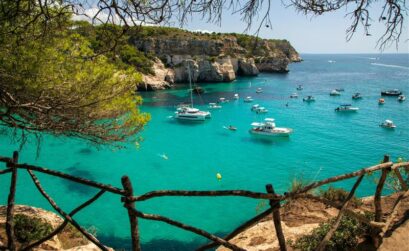 cala macarella menorca guía vibra hotels