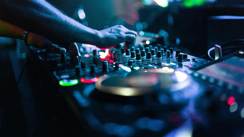 akasha fiesta dalias ibiza mercadillo