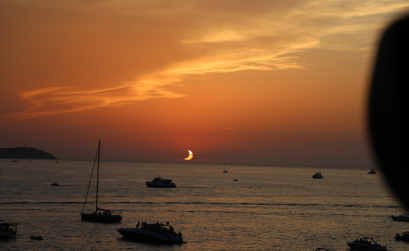 Eclipse en el atardecer
