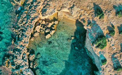 Cala de agua cristalina