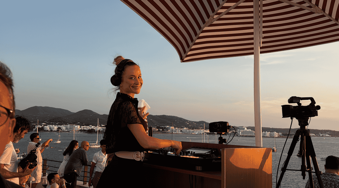 Dj fiesta en Dusk