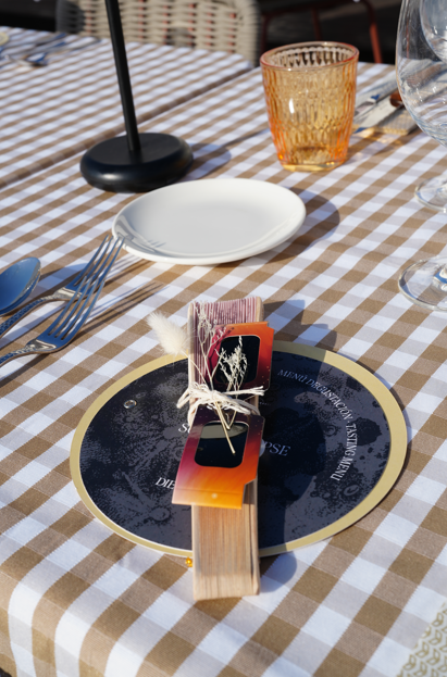 gafas para la cena día del eclipse